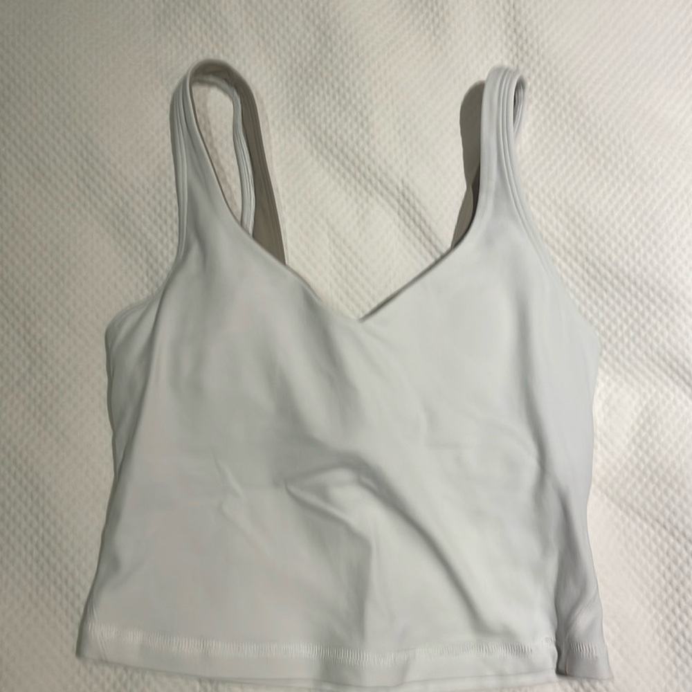 Lululemon white align tank top with removable padding size 2